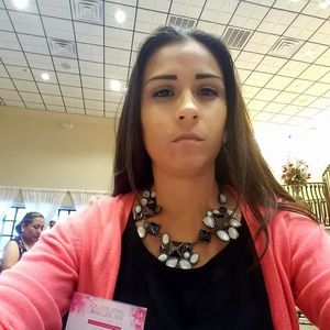 Meet your Posher, Alicia